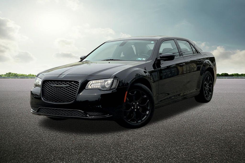 Used 2021 Chrysler 300 Touring with VIN 2C3CCARGXMH563170 for sale in Ardmore, PA