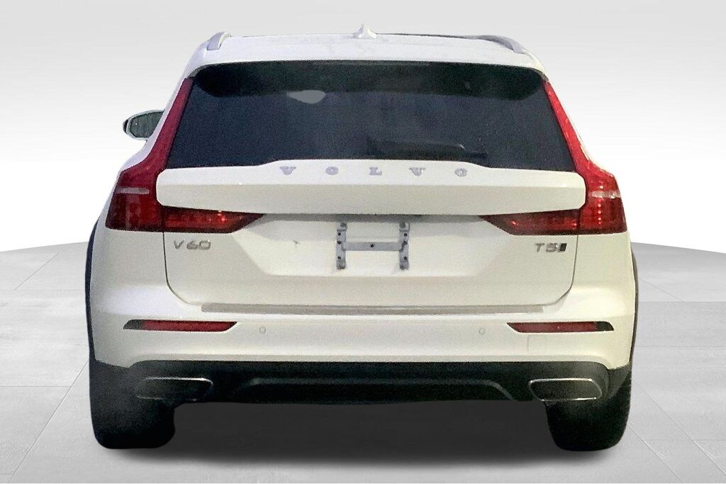 Used 2022 Volvo V60 Cross Country T5 Wagon