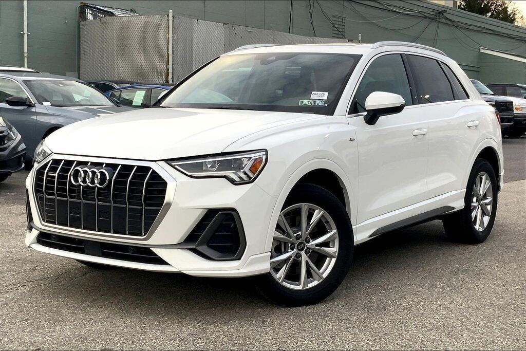 New 2025 Audi Q3 Premium SUV