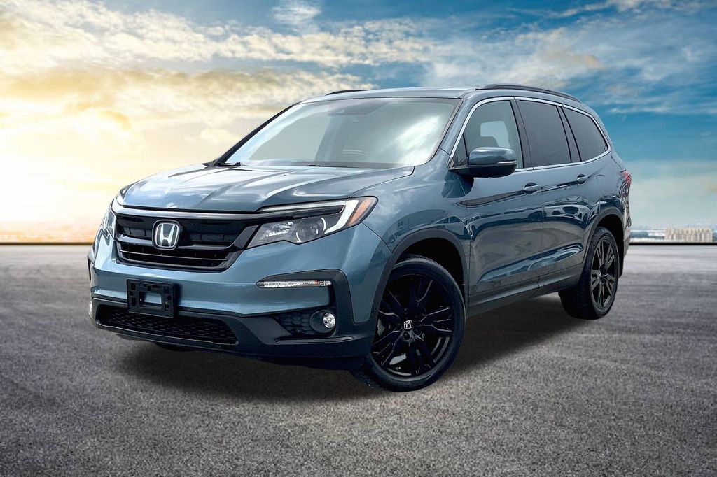 2021 Honda Pilot Special Edition photo 2