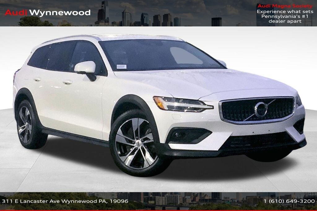 Used 2022 Volvo V60 Cross Country T5 Wagon