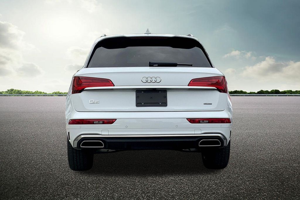 2024 Audi Q5 45 S line Premium Plus photo 4