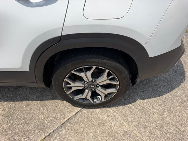 2021 Kia Seltos EX - Photo 6