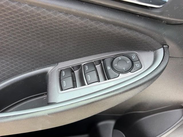 2024 Chevrolet Malibu 1LT - Photo 15
