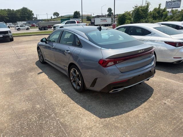 2022 Kia K5 EX - Photo 6