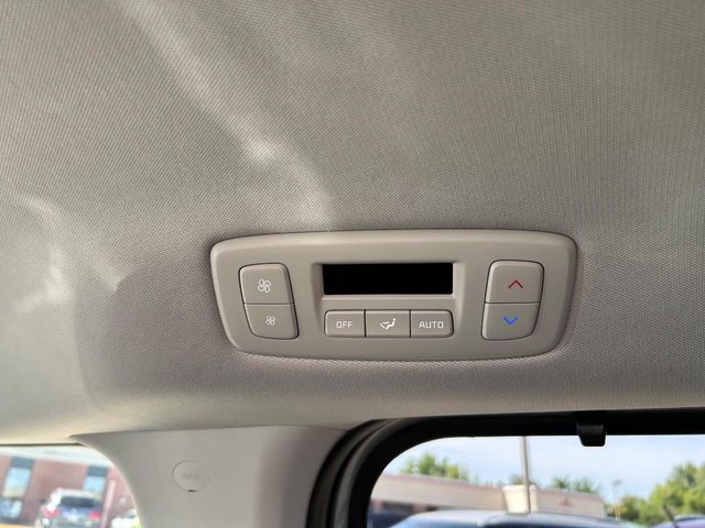 2026 Kia Carnival SX - Photo 10