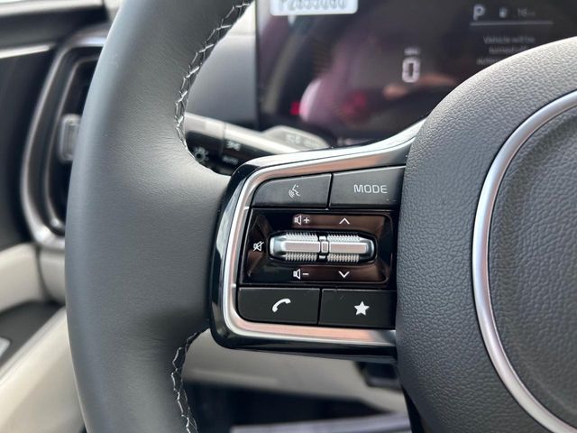 2025 Kia Sorento S - Photo 12