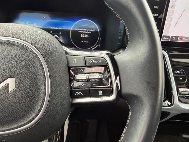 2023 Kia Sorento SX - Photo 13