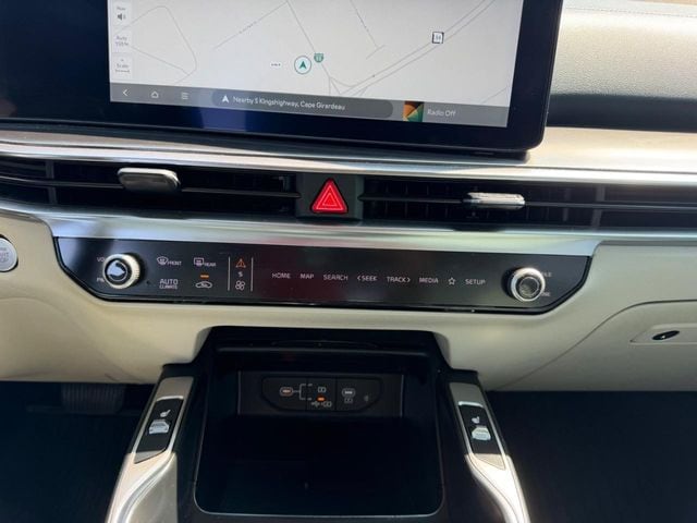 2025 Kia Sorento EX Hybrid - Photo 15