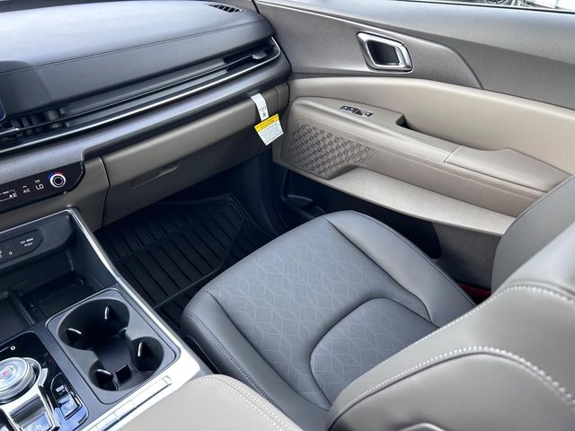 2026 Kia Carnival EX - Photo 17
