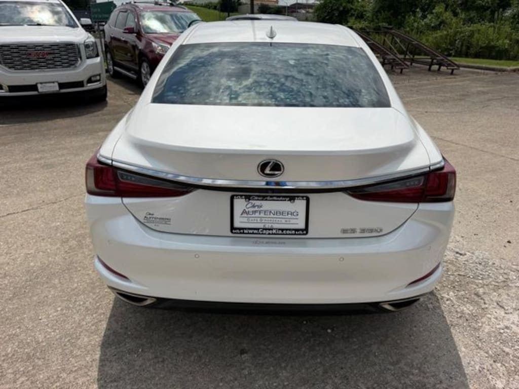 Used 2021 Lexus ES 350 Sedan