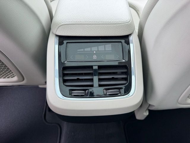 2019 Volvo XC60 Inscription - Photo 10
