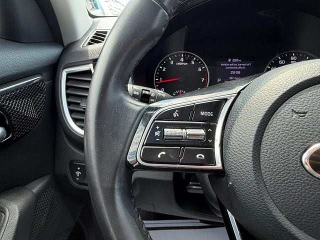 2021 Kia Seltos EX - Photo 11