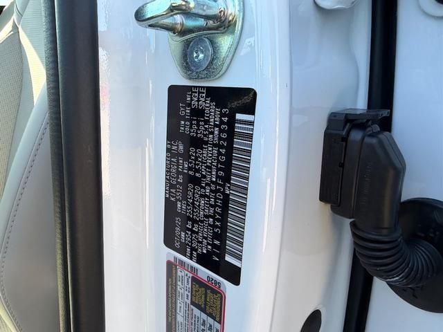 2026 Kia Sorento EX - Photo 22
