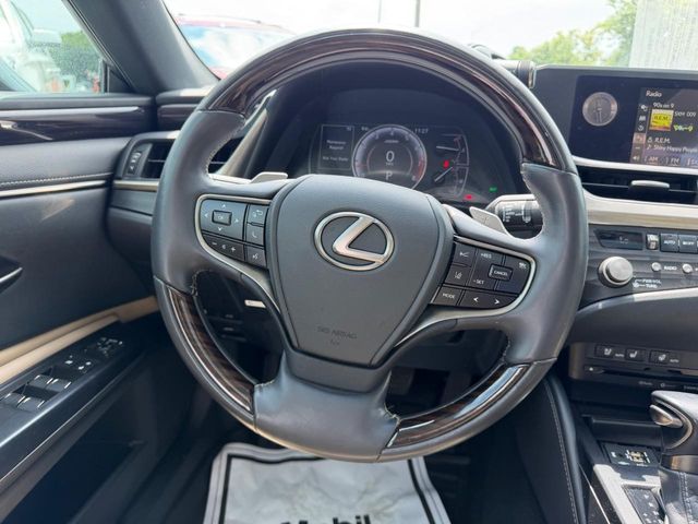 2021 Lexus ES 350 - Photo 10