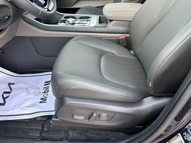 2026 Kia Carnival EX - Photo 20