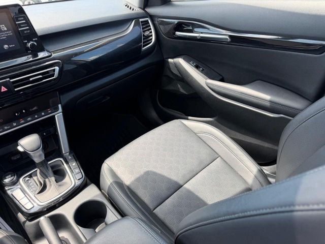 2021 Kia Seltos EX - Photo 16