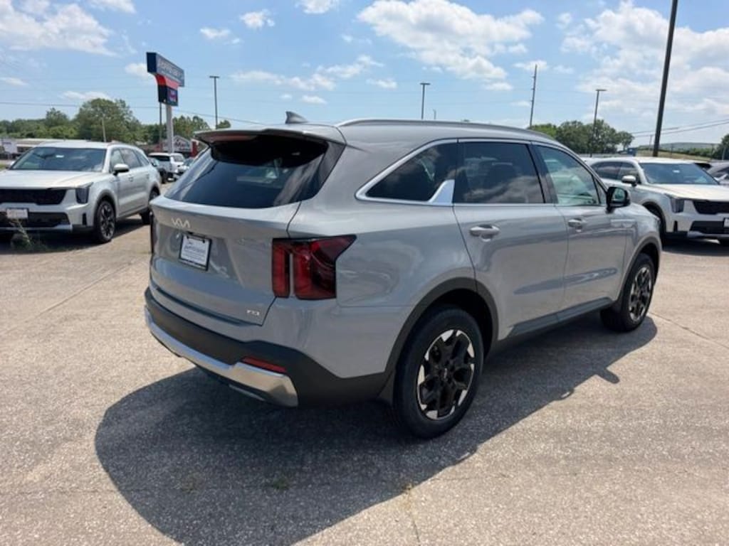 New 2026 Kia Sorento S SUV