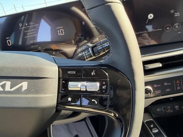 2026 Kia Sorento EX - Photo 13