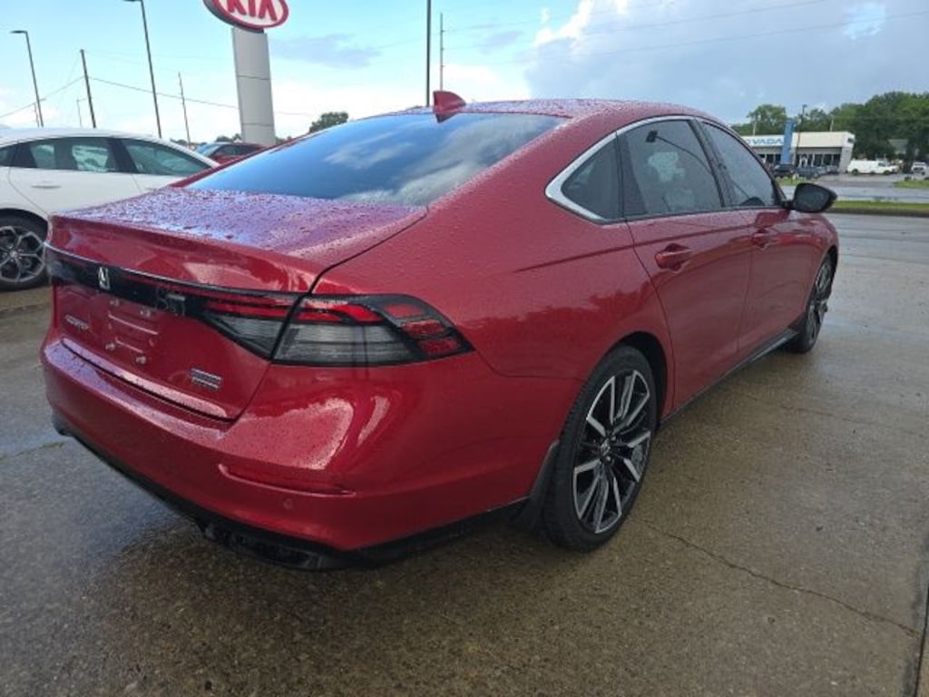 Used 2023 Honda Accord Hybrid Touring Sedan