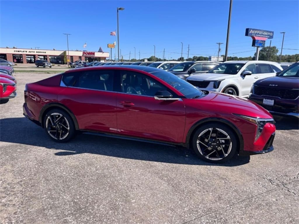 New 2025 Kia K4 GT-Line Sedan