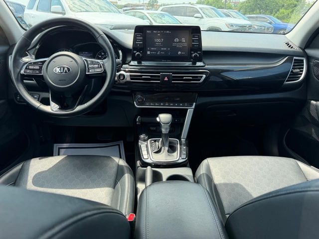 2021 Kia Seltos EX - Photo 9