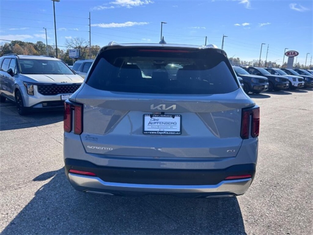 New 2026 Kia Sorento EX SUV