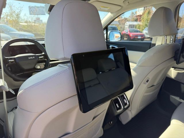 2026 Kia Sorento S - Photo 8