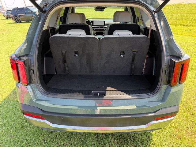 2025 Kia Sorento EX Hybrid - Photo 5