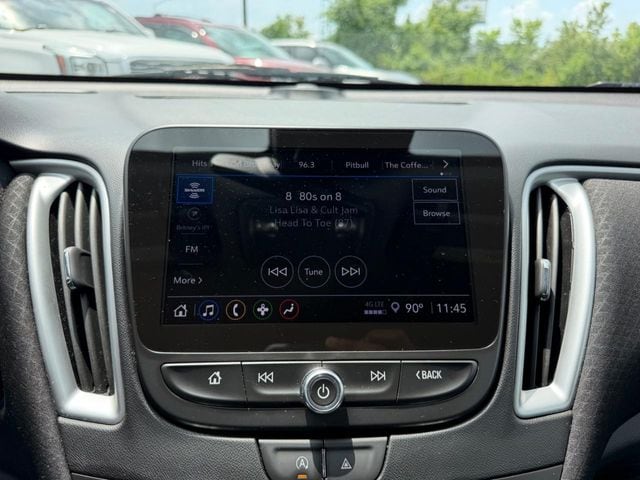 2024 Chevrolet Malibu 1LT - Photo 11