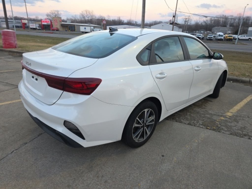 Certified 2024 Kia Forte LXS Sedan
