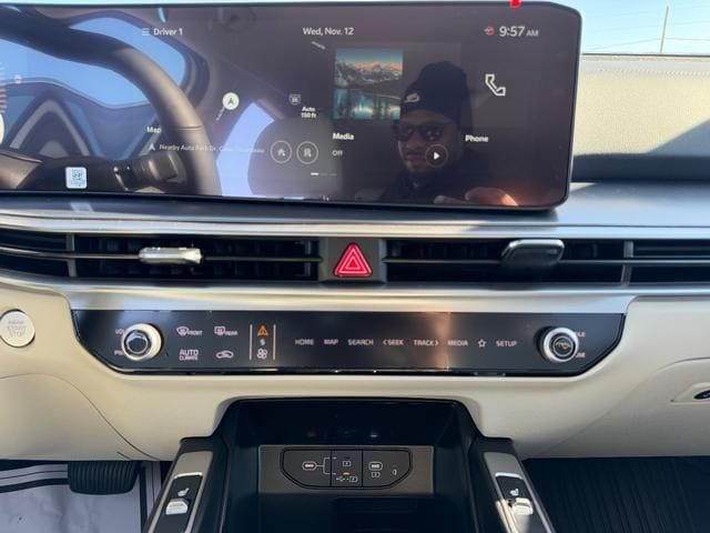 2026 Kia Sorento EX - Photo 15