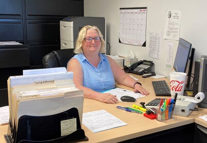 Staff member Donna Kuehn from ID_380cbf