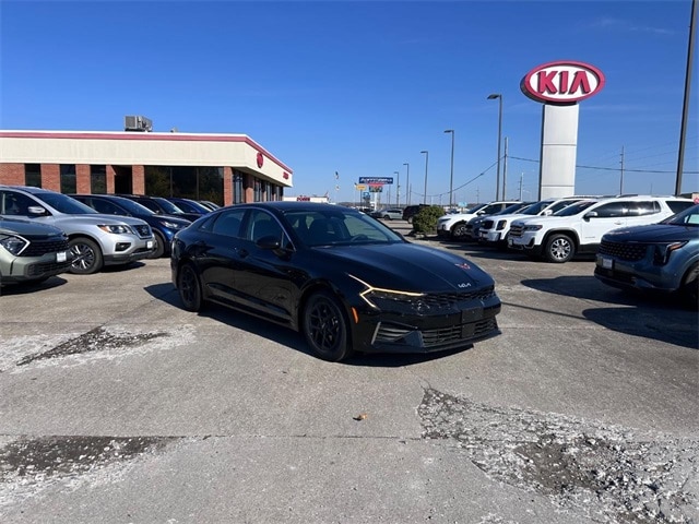2026 Kia K5 LXS's photo