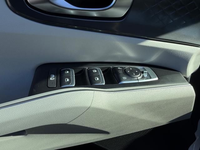 2026 Kia Sorento EX - Photo 18