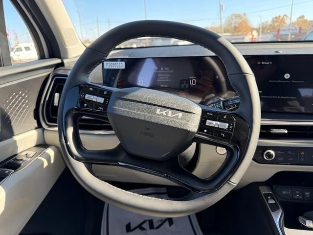 2026 Kia Sorento EX - Photo 11