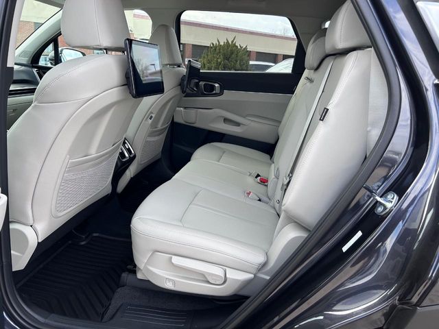 2025 Kia Sorento S - Photo 8