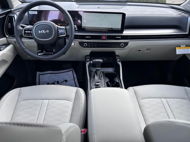 2025 Kia Sorento S - Photo 10