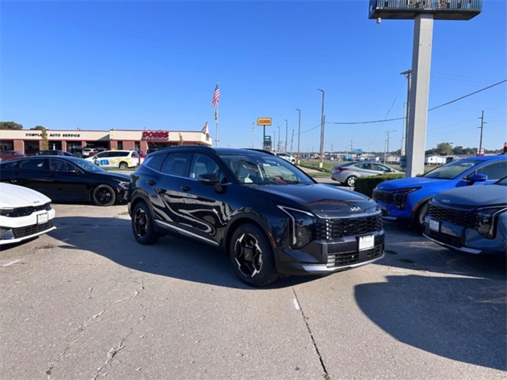 New 2026 Kia Sportage EX SUV