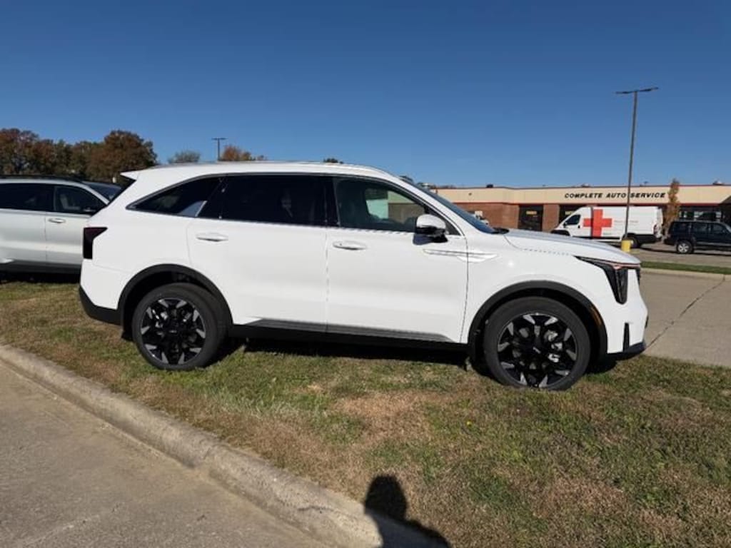 New 2026 Kia Sorento EX SUV