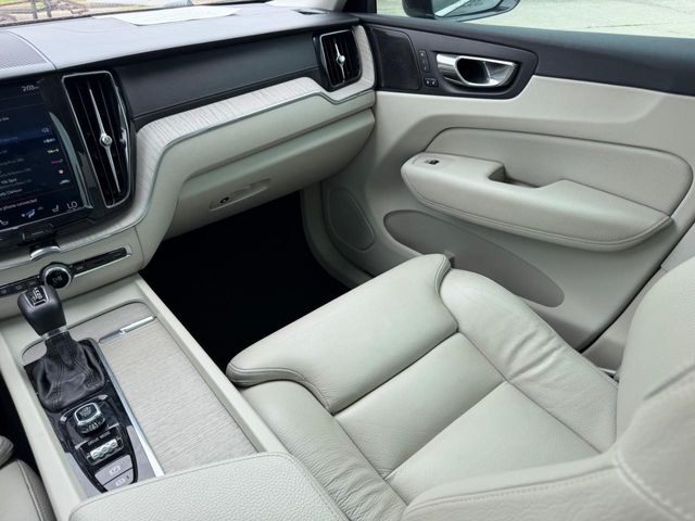 2019 Volvo XC60 Inscription - Photo 17