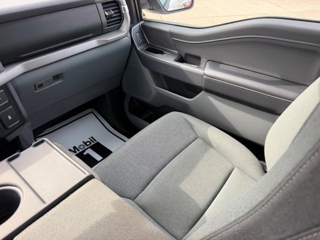 2025 Ford F-150 XLT - Photo 14