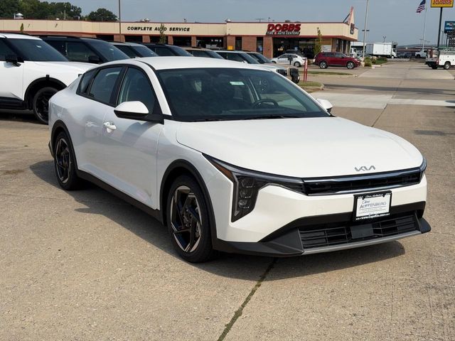 2026 Kia K4