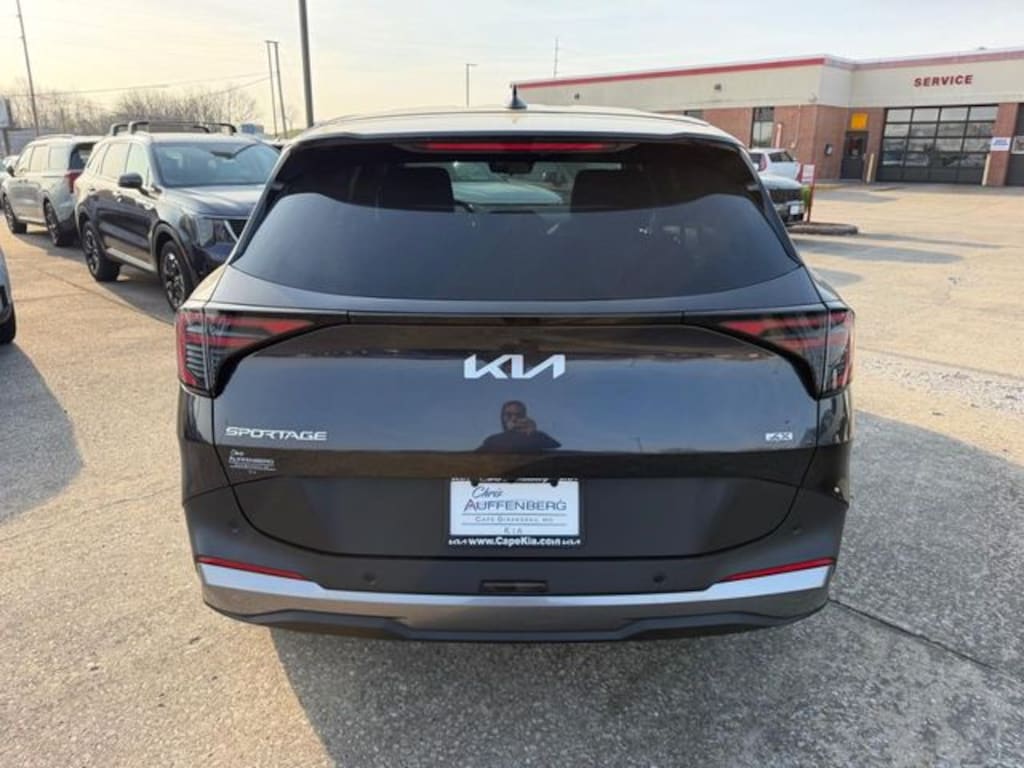 New 2026 Kia Sportage LX SUV