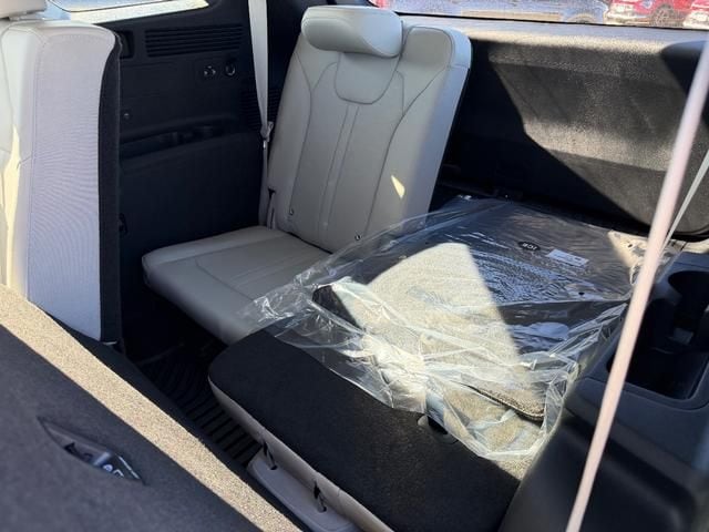 2026 Kia Sorento EX - Photo 8