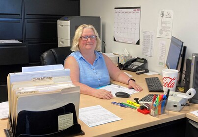 Staff member Donna Kuehn from ID_785ab6fd6801