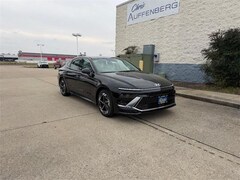 2026 Hyundai Sonata SEL Sport Sedan