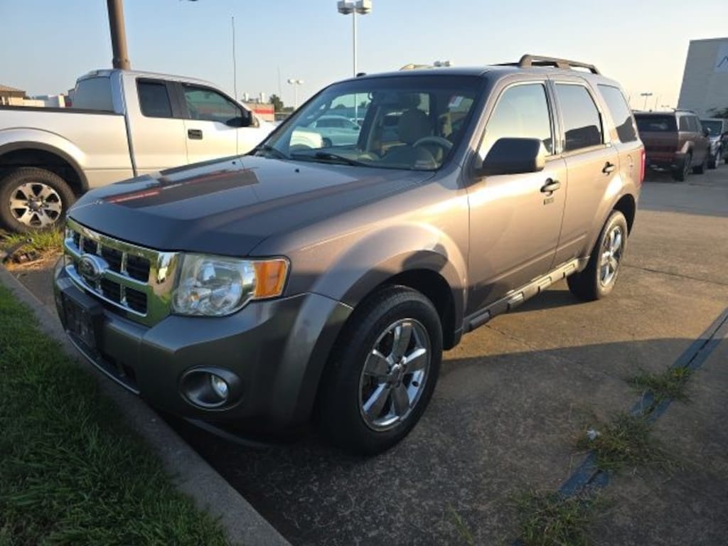Used 2016 Ford Escape Titanium SUV