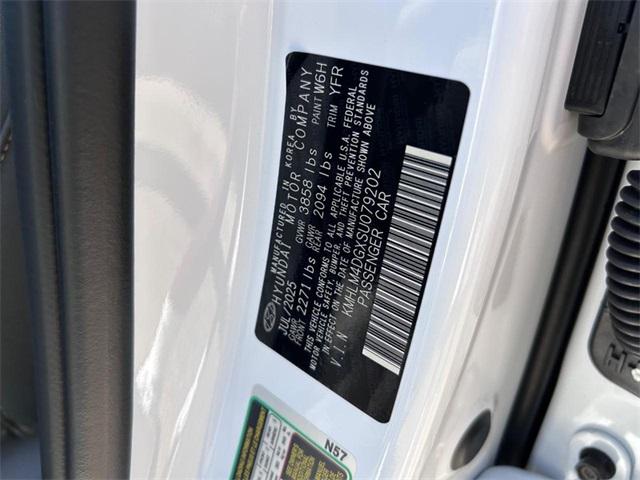 2025 Hyundai Elantra SEL - Photo 20