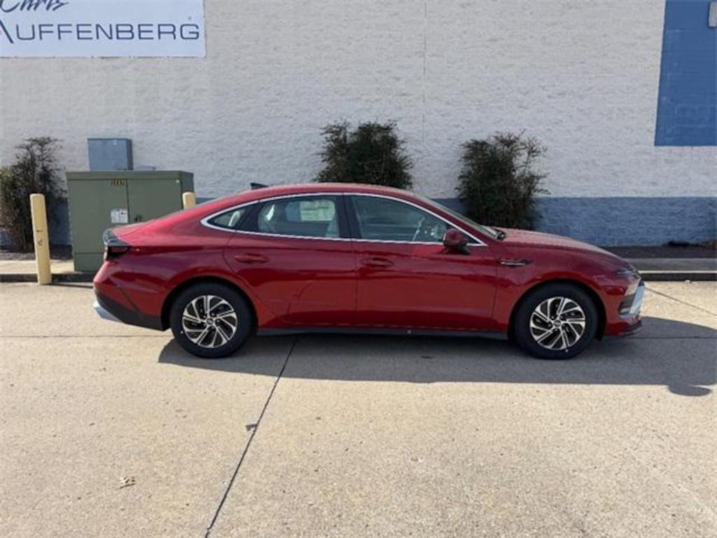 New 2026 Hyundai Sonata Hybrid Blue Sedan